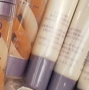 NEW Meaningful Beauty Lifting Eye Cream